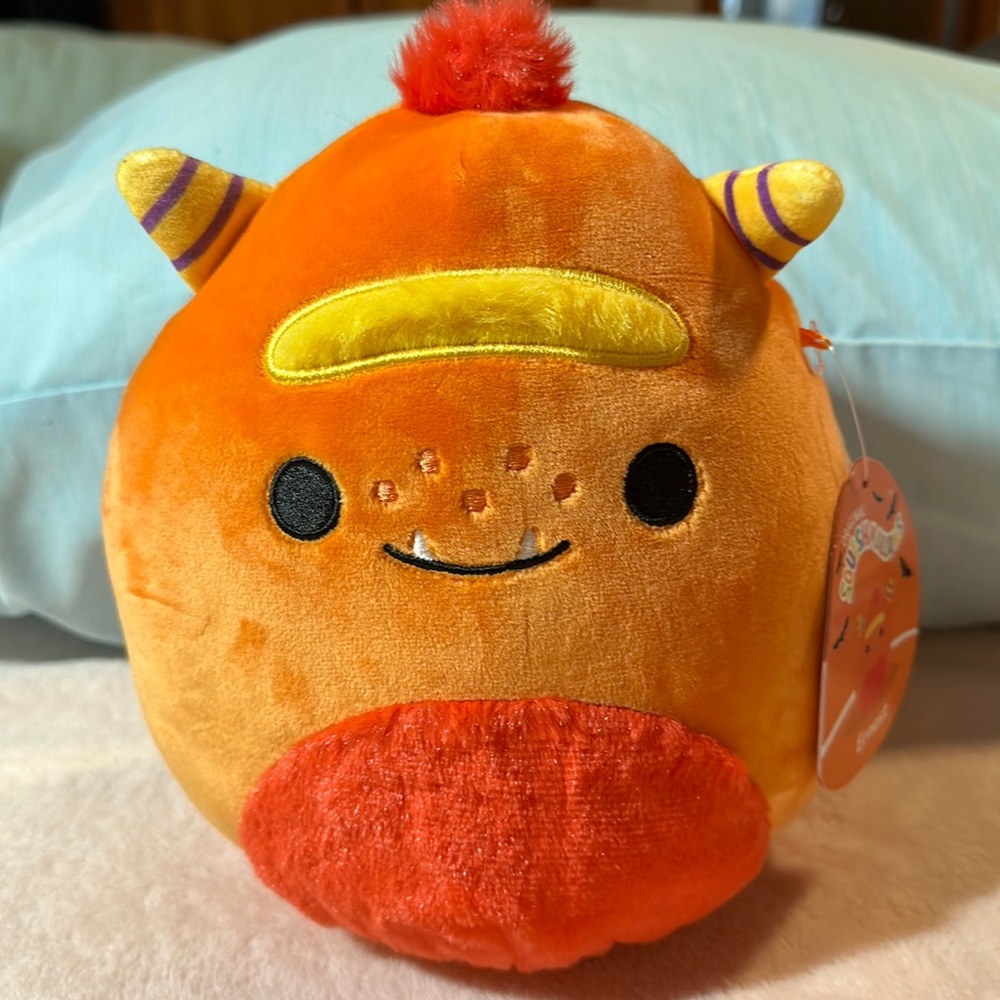Ernest the orange Halloween Squishmallow monster, NWT, 10”